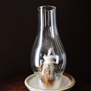 Ceramic Oil Lamp with Clear Glass Chimney